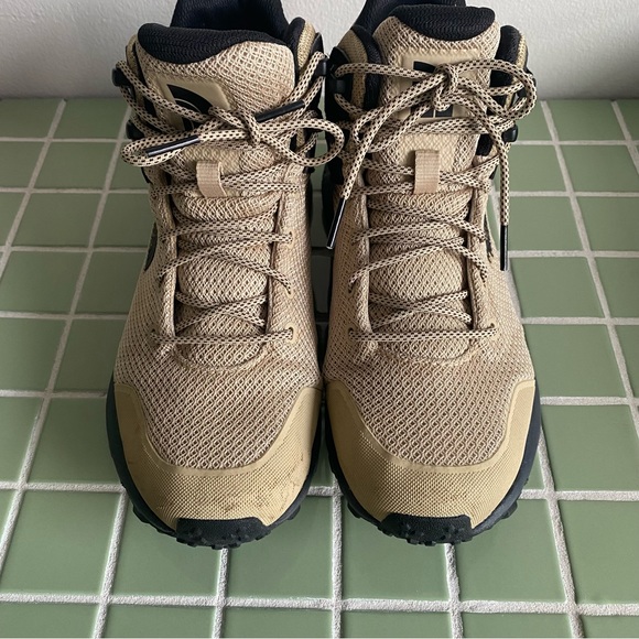 The North Face Storm Strike Hiking Boots - Picture 3 of 6